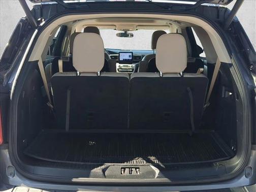 CARBONIZED GRAY METALLIC 2021 Ford Explorer XLT