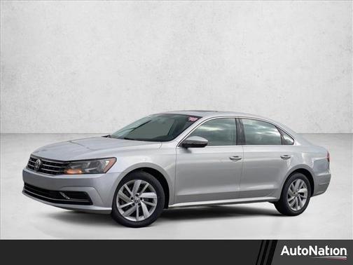 2018 Volkswagen Passat 2.0T SE