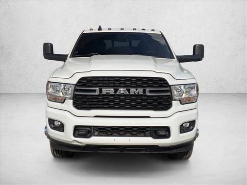 2022 RAM 3500 Big Horn Crew Cab 4x4 8' Box