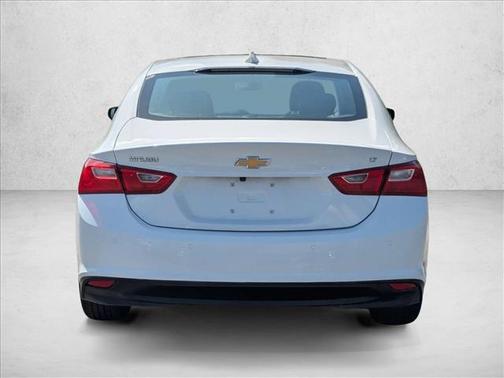Summit White 2024 Chevrolet Malibu FWD 1LT