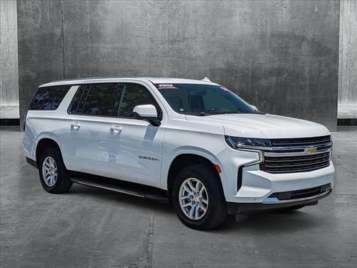 2022 Chevrolet Suburban LT