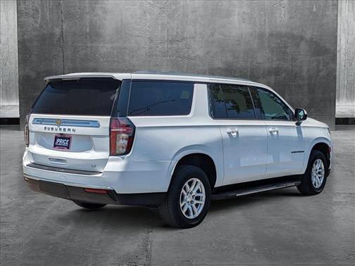 2022 Chevrolet Suburban LT
