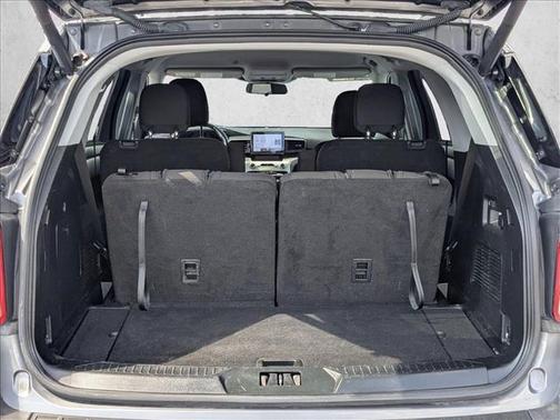 CARBONIZED GRAY METALLIC 2021 Ford Explorer XLT