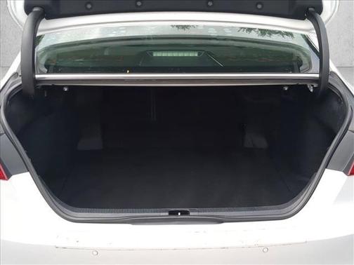 Wind Chill Pearl 2018 Toyota Camry XLE