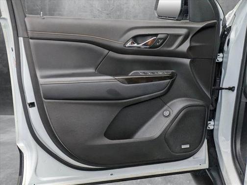 2020 GMC Acadia AWD AT4