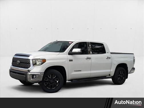 2018 Toyota Tundra SR5