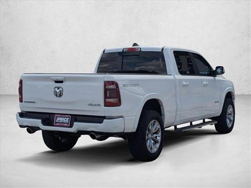 Bright White Clearcoat 2020 RAM 1500 Laramie