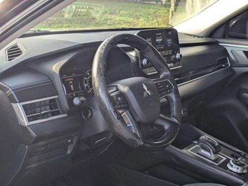 2022 Mitsubishi Outlander SE 2.5 2WD