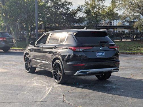 2022 Mitsubishi Outlander SE 2.5 2WD