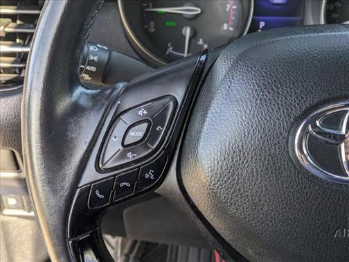 2018 Toyota C-HR XLE Premium