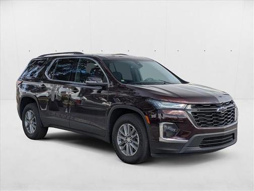 2022 Chevrolet Traverse LT Cloth