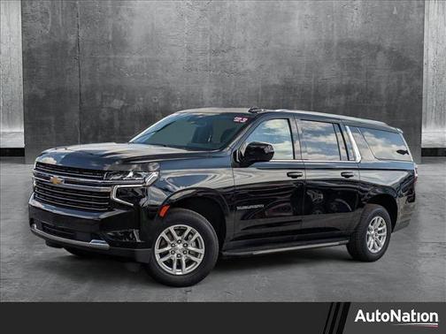 2023 Chevrolet Suburban LT