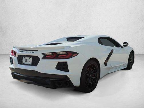 Arctic White 2024 Chevrolet Corvette Stingray w/2LT