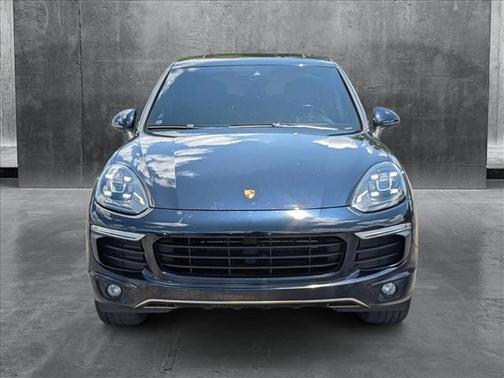 2016 Porsche Cayenne Base