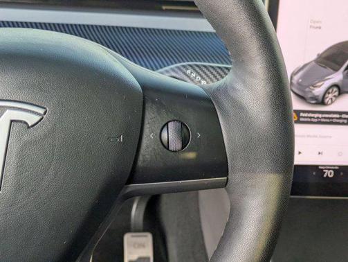 2021 Tesla Model Y Standard Range Rear-Wheel Drive