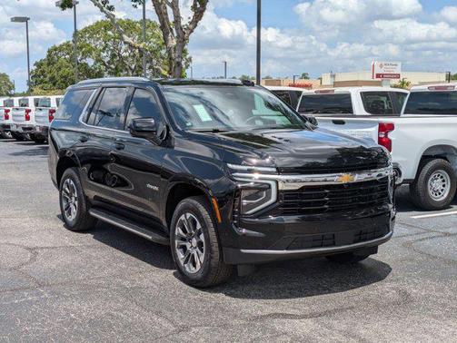 2025 Chevrolet Tahoe LS