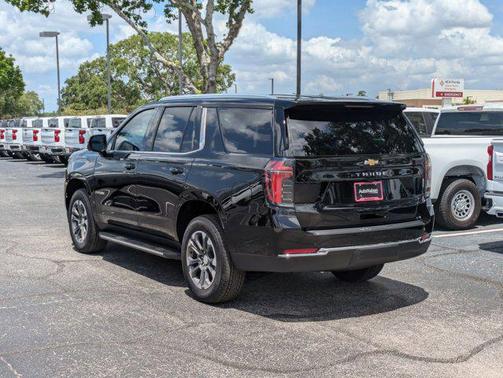 2025 Chevrolet Tahoe LS