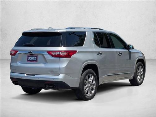 Silver Ice Metallic 2019 Chevrolet Traverse Premier
