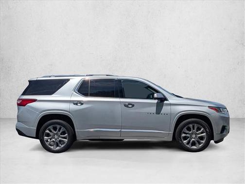 Silver Ice Metallic 2019 Chevrolet Traverse Premier