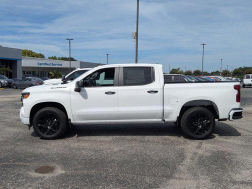 Summit White 2026 Chevrolet Silverado 1500 Custom