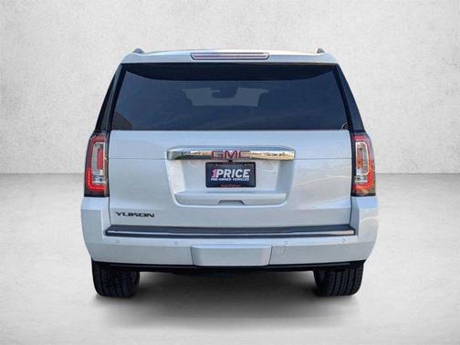 White Frost Tricoat 2019 GMC Yukon Denali