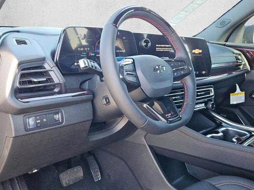 Mosaic Black Metallic 2026 Chevrolet Traverse RS