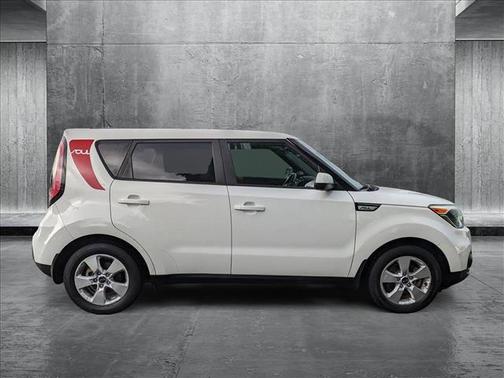 2017 Kia Soul Base