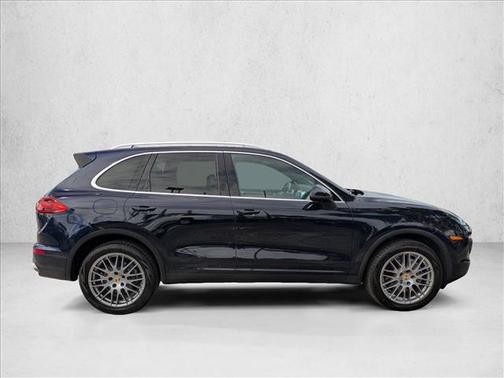 2017 Porsche Cayenne Cayenne