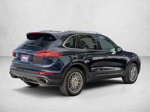 2017 Porsche Cayenne Cayenne