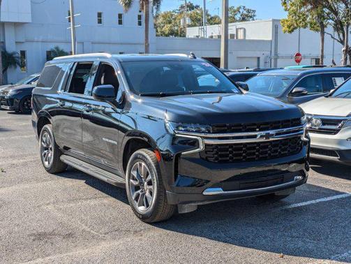 2024 Chevrolet Suburban LS