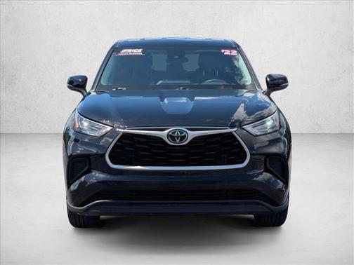 Midnight Black Metallic 2022 Toyota Highlander L