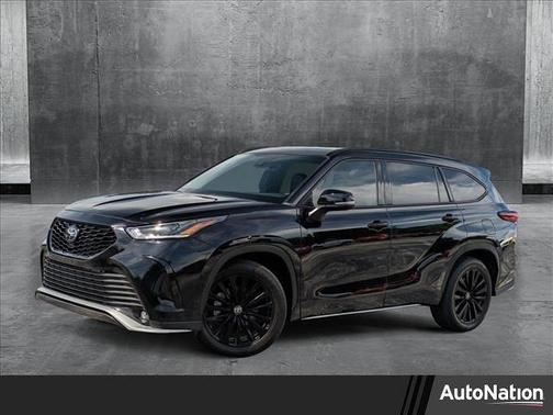 2023 Toyota Highlander XSE