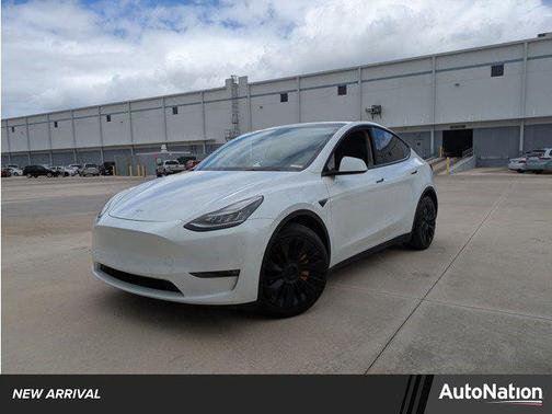 Pearl White Multi-Coat 2021 Tesla Model Y Long Range Dual Motor All-Wheel Drive
