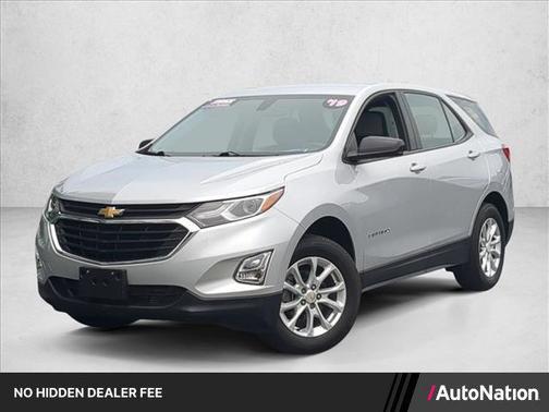Silver Ice Metallic 2019 Chevrolet Equinox LS
