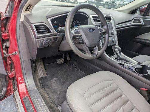 2014 Ford Fusion S