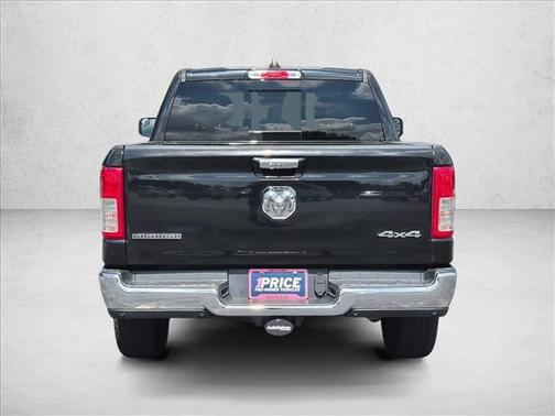 Diamond Black Crystal Pearlcoat 2019 RAM 1500 Big Horn
