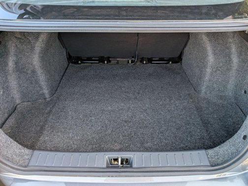 2021 Nissan Versa 1.6 S