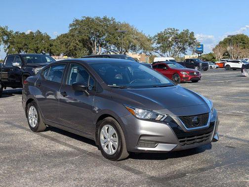 2021 Nissan Versa 1.6 S