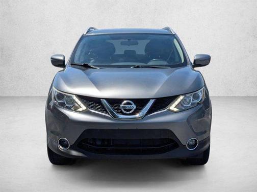 Gun Metallic 2018 Nissan Rogue Sport SV