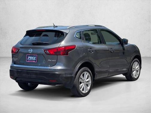 Gun Metallic 2018 Nissan Rogue Sport SV