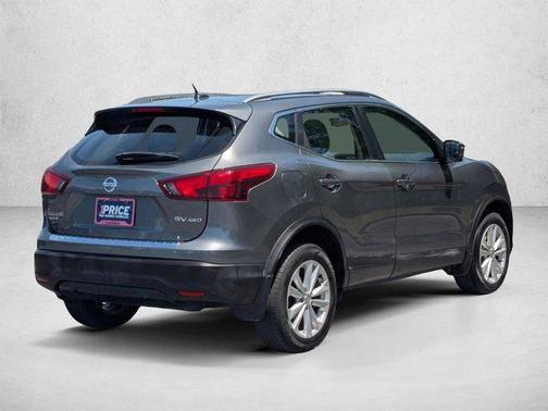 Gun Metallic 2018 Nissan Rogue Sport SV