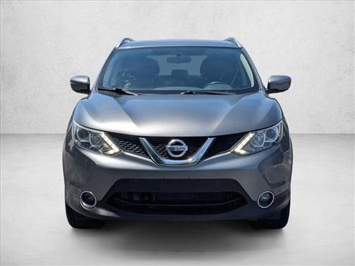 Gun Metallic 2018 Nissan Rogue Sport SV