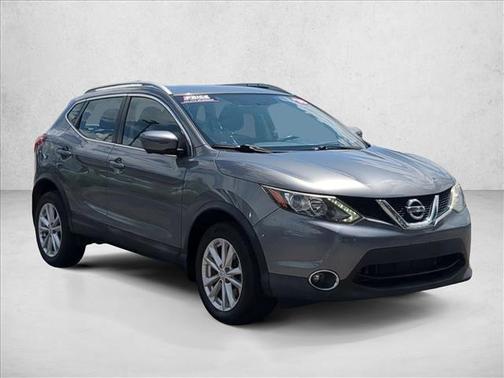Gun Metallic 2018 Nissan Rogue Sport SV