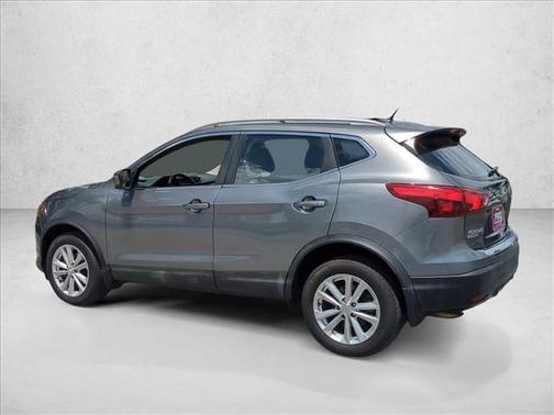 Gun Metallic 2018 Nissan Rogue Sport SV