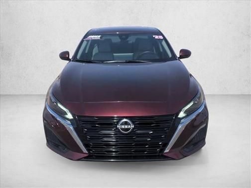 Garnet Pearl Metallic 2025 Nissan Altima SL FWD