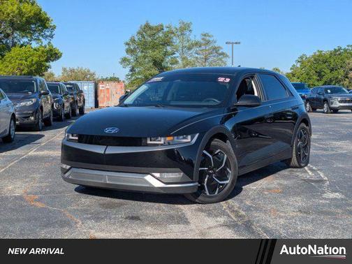 Abyss Black 2023 Hyundai IONIQ 5 SE