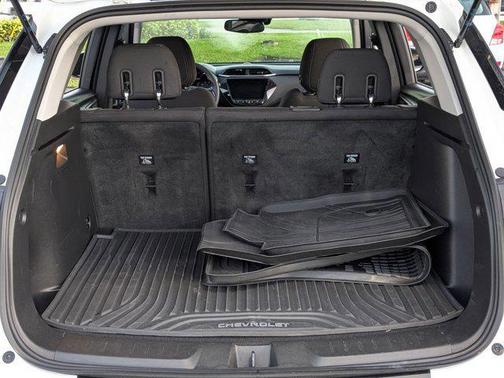 Summit White 2023 Chevrolet Trailblazer LT