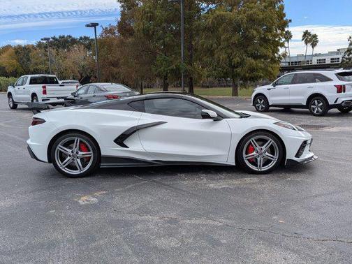 2023 Chevrolet Corvette Stingray w/2LT