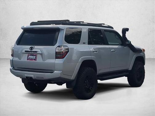 Classic Silver Metallic 2020 Toyota 4Runner SR5