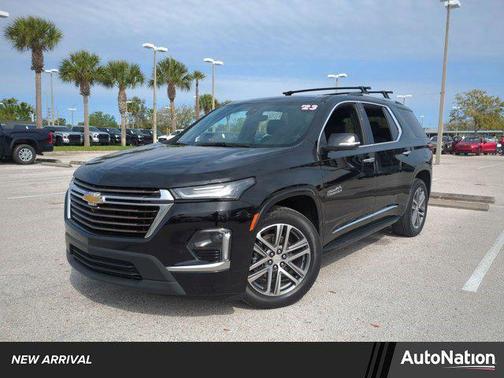 Mosaic Black Metallic 2023 Chevrolet Traverse High Country